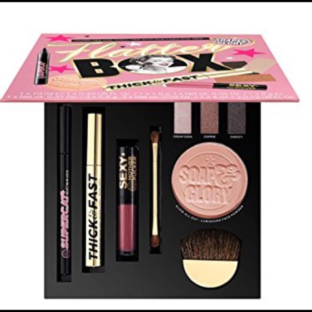 Soap & Glory Flatter Box